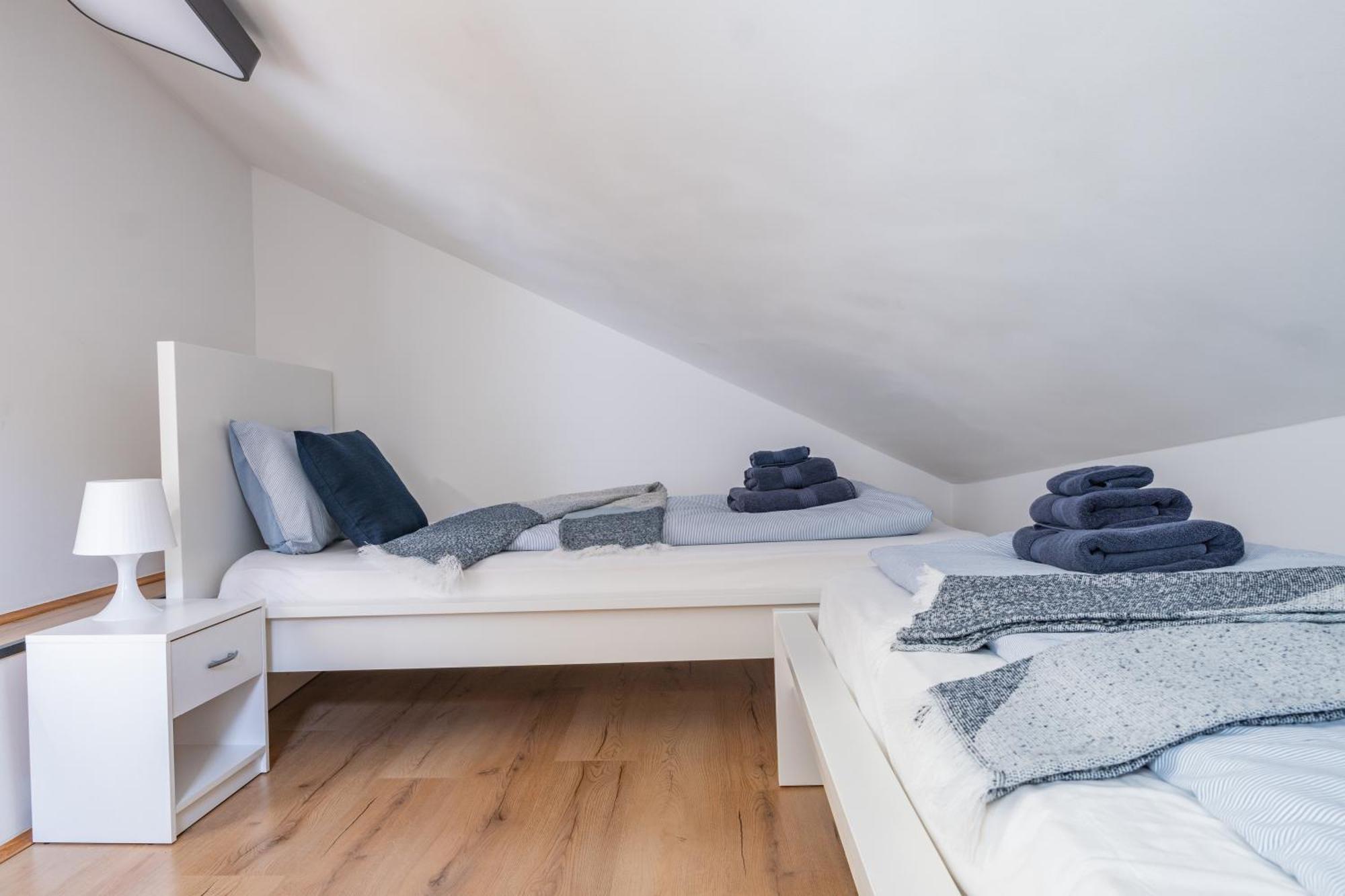 Via Paradiso Apartments Пиран Екстериор снимка