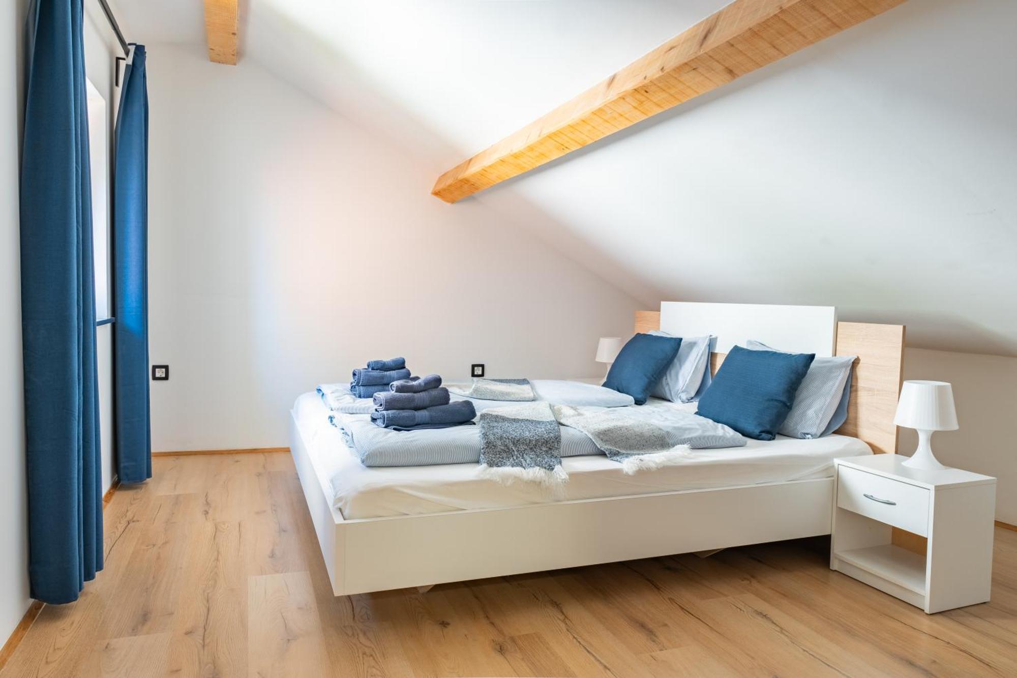 Via Paradiso Apartments Пиран Екстериор снимка