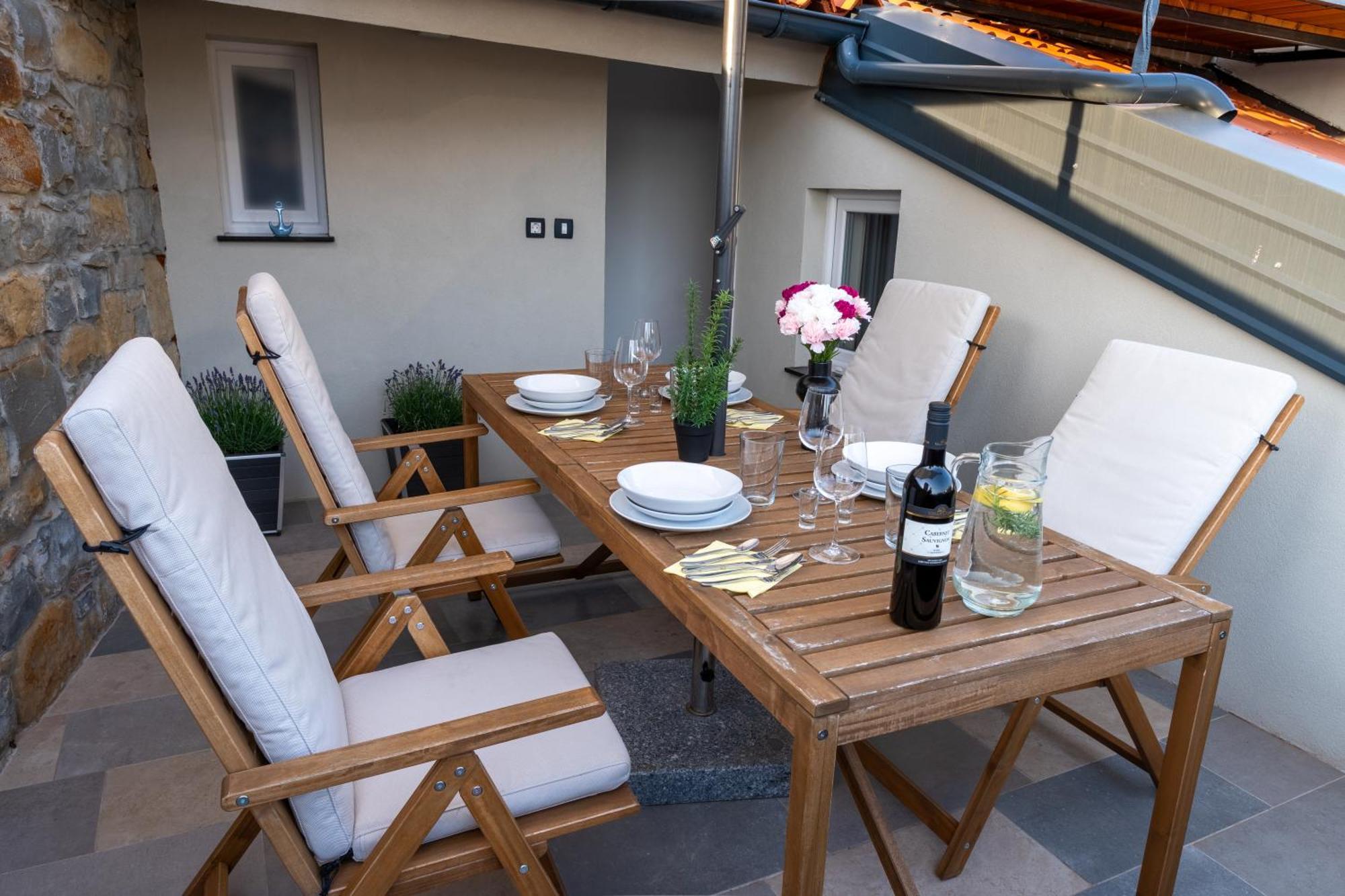 Via Paradiso Apartments Пиран Екстериор снимка