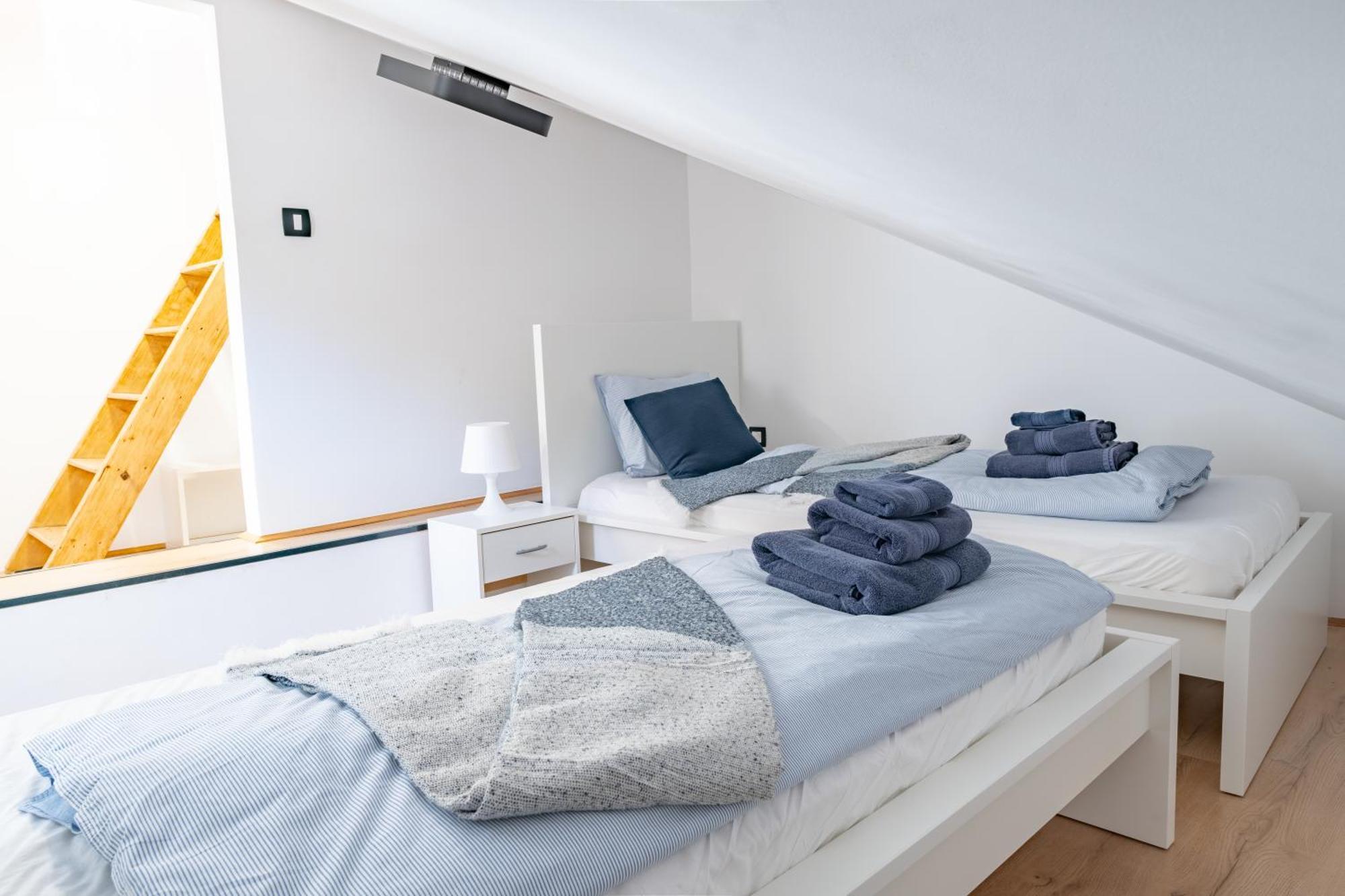 Via Paradiso Apartments Пиран Екстериор снимка