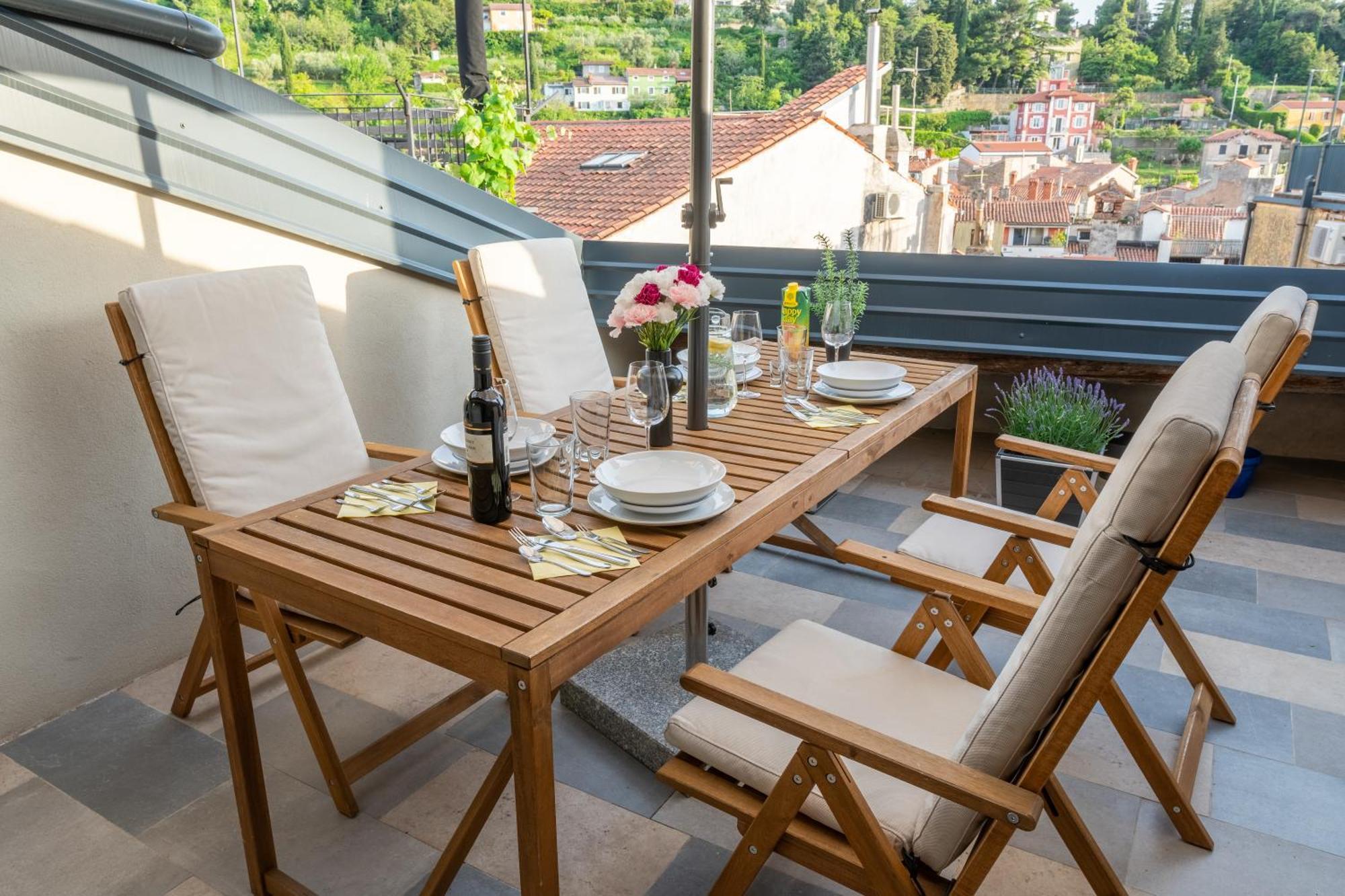 Via Paradiso Apartments Пиран Екстериор снимка