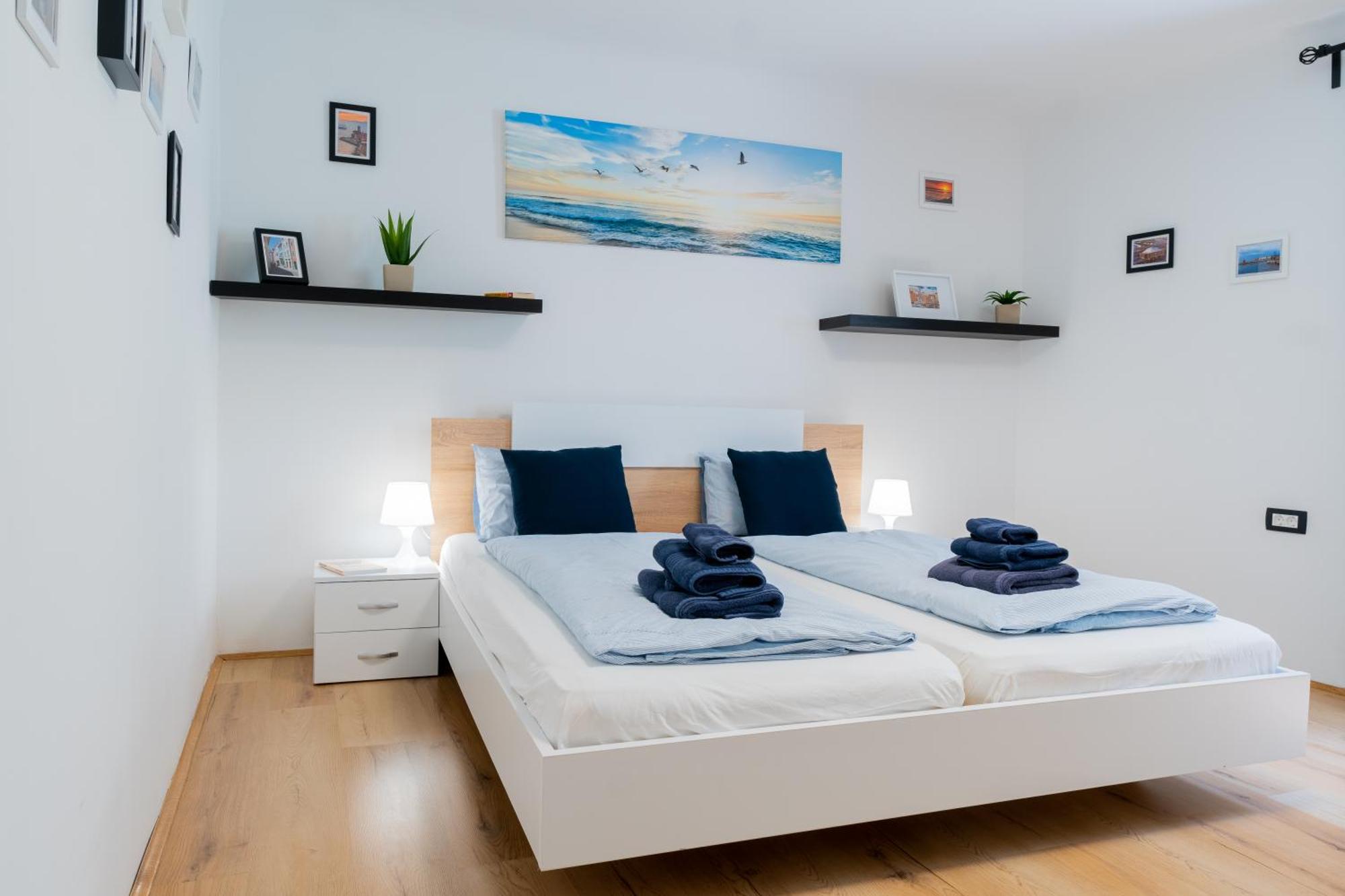 Via Paradiso Apartments Пиран Екстериор снимка