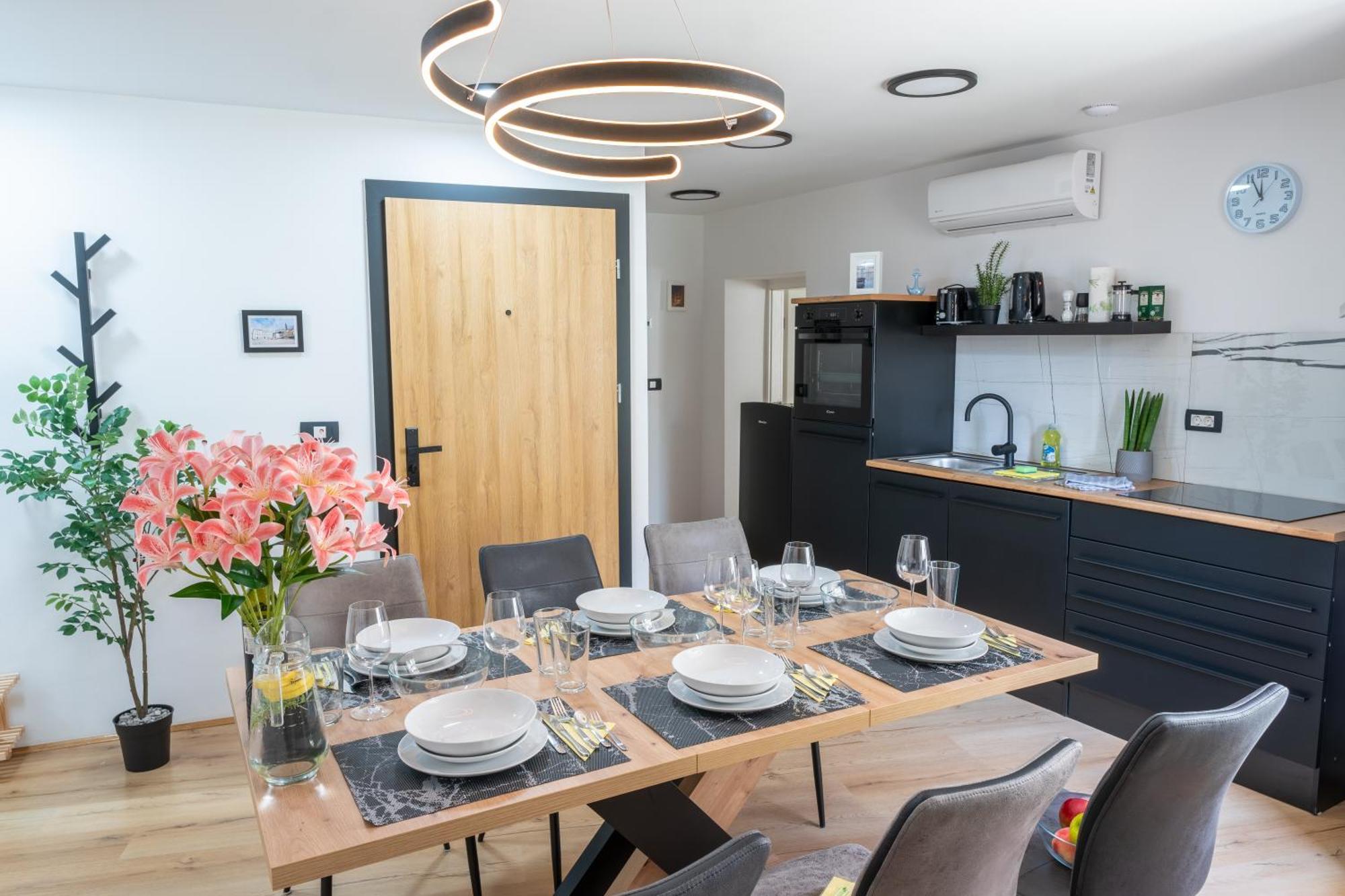 Via Paradiso Apartments Пиран Екстериор снимка